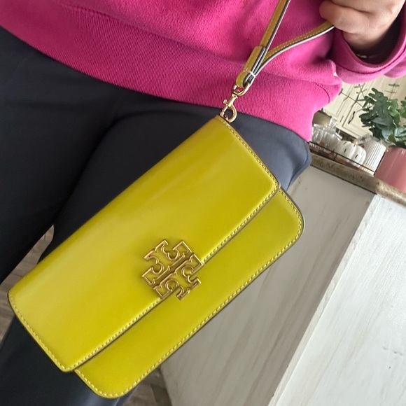 NWT Tory Burch Britten patent chain wallet crossbody w. Wristlet - Picture 12 of 12